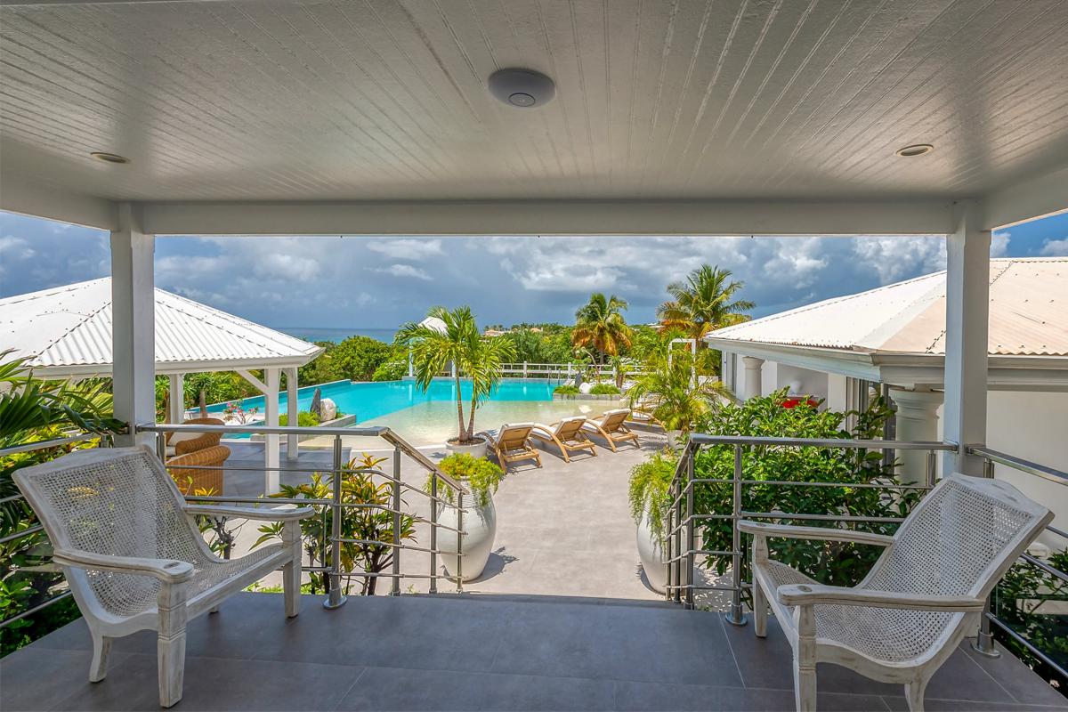 Luxury Villa Rental St Martin - Pool entry